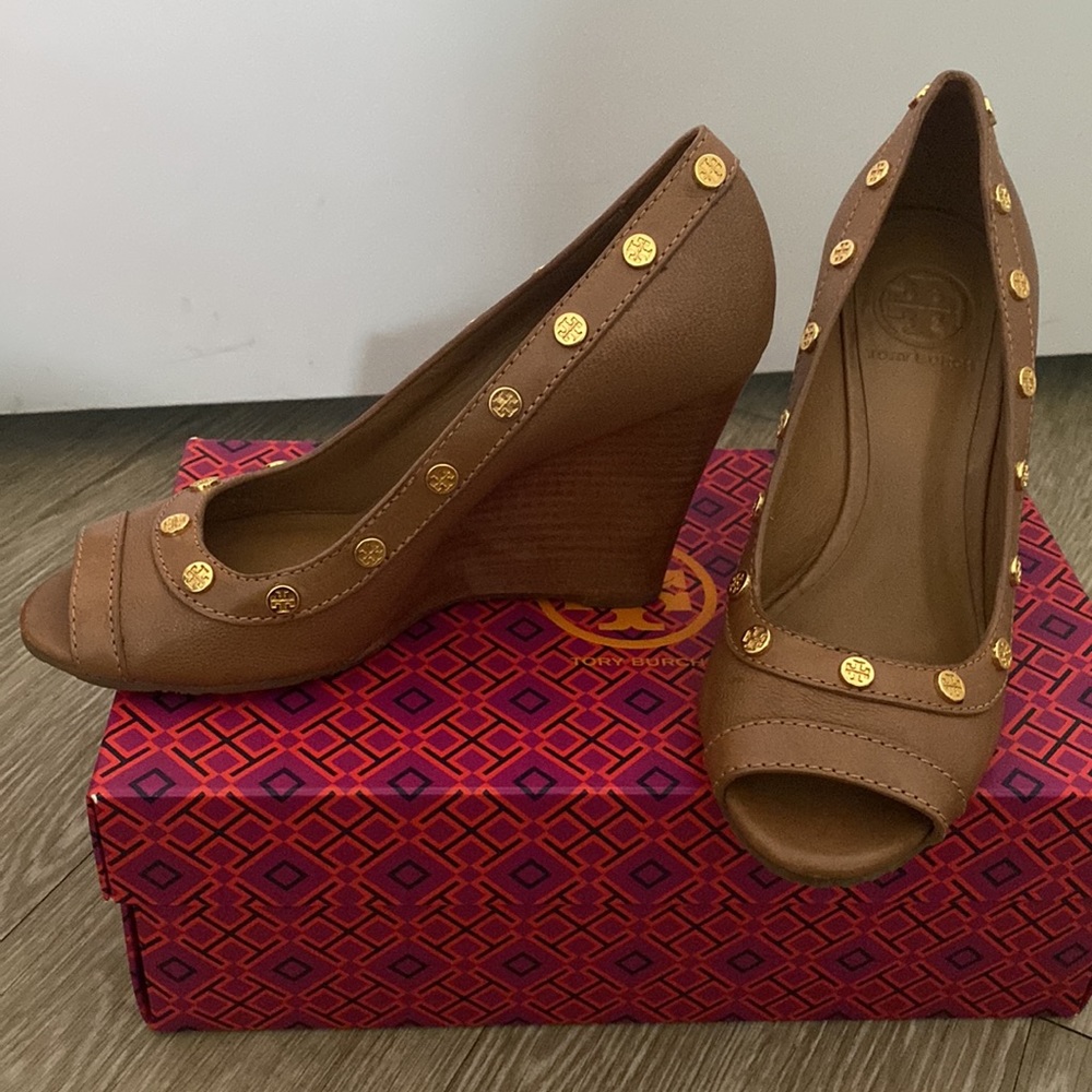 Tory Burch peep toe leather wedges - Picture 2 of 10